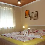 Apartment Gere House *