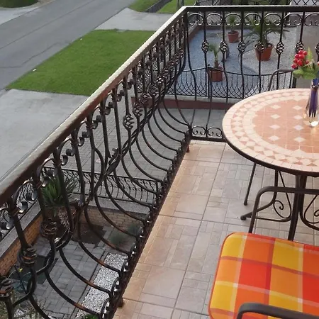 Gere House Апартаменты Харканы