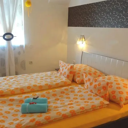 Gere House Харканы