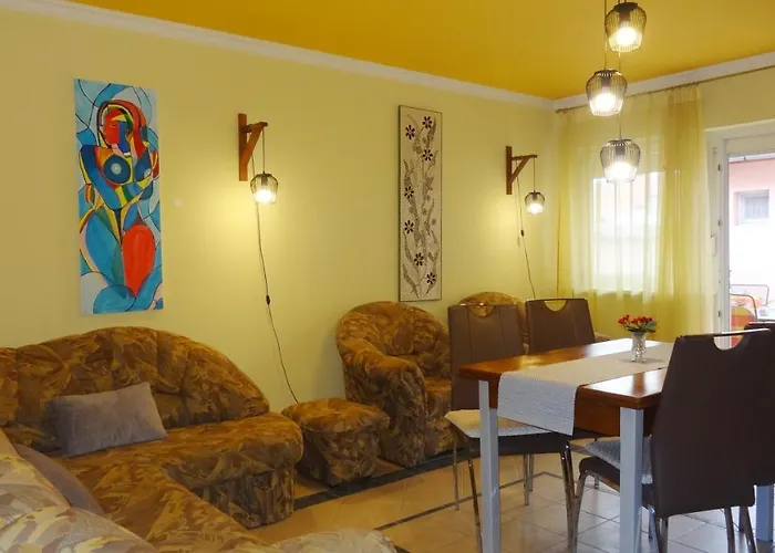 Apartament Gere House *